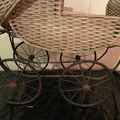Antique early 1900s wicker pram baby doll carriage 33” long