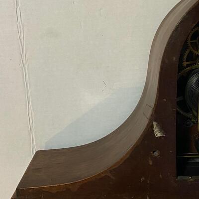 Sessions Clock Company vintage mantle clock