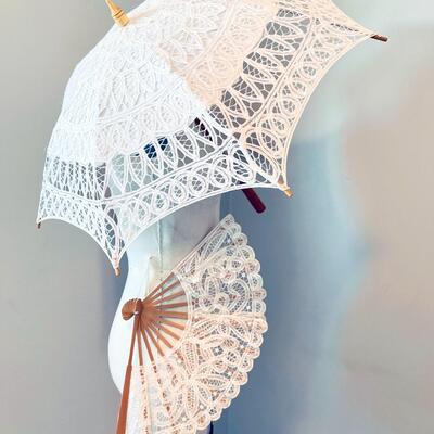 Lot 90  Costume Sun Parasol White Lace & Fan