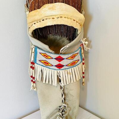Lot 106  Vintage Native American Mountain Ute White Doeskin Bundle Reed Frame Beaded Flap