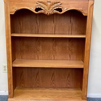 Lot 121  Oak Antique Style Open Book Shelf 