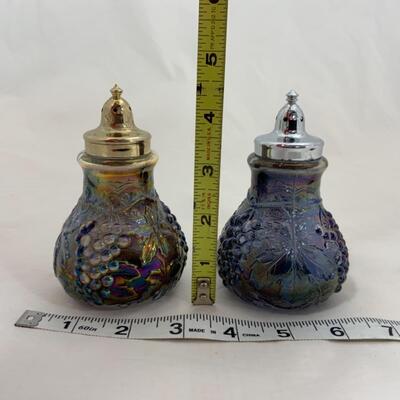 -108- VINTAGE | Imperial Glass | Carnival Grapes Salt & Pepper | Married Set