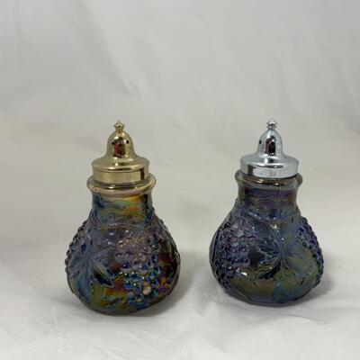 -108- VINTAGE | Imperial Glass | Carnival Grapes Salt & Pepper | Married Set