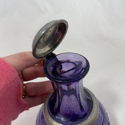 -115- ANTIQUE | Amethyst | Ring-Neck | Fenn Royal | Pressed Glass | Oil Bottle