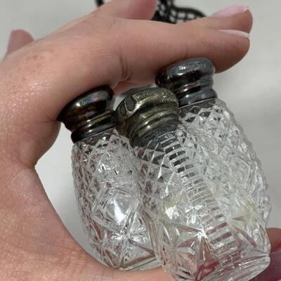 -120- VINTAGE | Married Shaker Set 