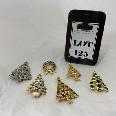 -125- ESTATE JEWELRY | Marked Christmas Pins