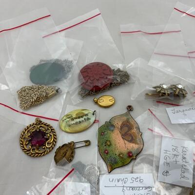 -126- ESTATE JEWELRY | Over 2 Dozen Pieces