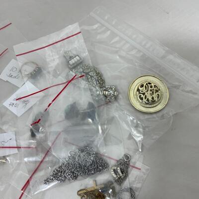 -126- ESTATE JEWELRY | Over 2 Dozen Pieces