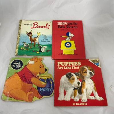 -135- VINTAGE | 23 Childrenâ€™s Books | Little Golden | Snoopy