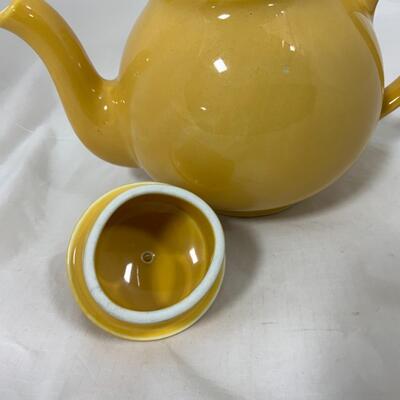 -147- VINTAGE | Hall Creamer | Lipton Tea Pot