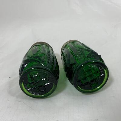 -148- ANTIQUE | Emerald | Salt and Pepper | Spooner | Issues