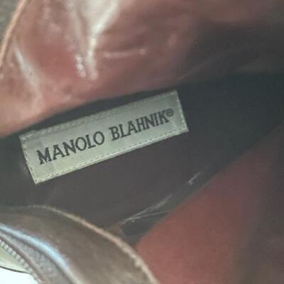 **Manolo Blahnik Knee High Flat Boots (Size 37 1/2 EU)