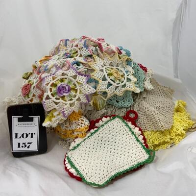 -157- VINTAGE | 45+ Doilies | Hot Pads 