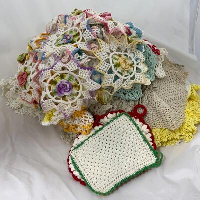 -157- VINTAGE | 45+ Doilies | Hot Pads 
