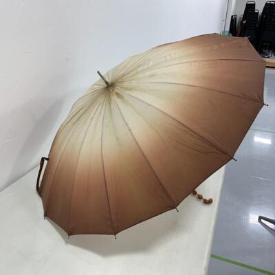 -162- VINTAGE | Womenâ€™s Umbrella | Parasol | Beaded Handle