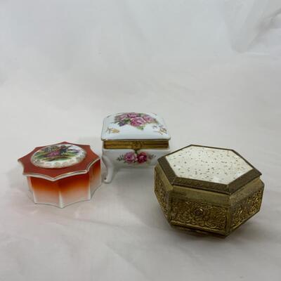 -164- VINTAGE | Three Trinket Boxes