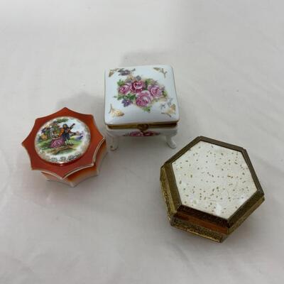 -164- VINTAGE | Three Trinket Boxes