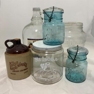 -177- VINTAGE | Jars and Jugs | Mi Lola Cigars | Ball Bail Top