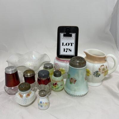 -178- ANTIQUE | Sugar Shaker | Cosmos | Ruby Flash | Souvenir Glass