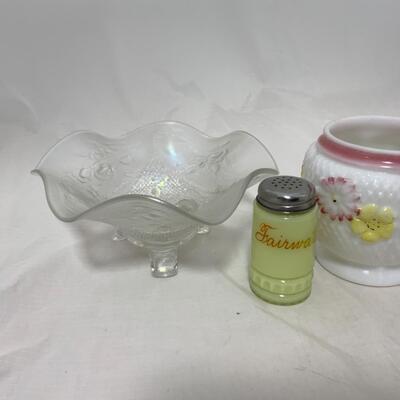 -178- ANTIQUE | Sugar Shaker | Cosmos | Ruby Flash | Souvenir Glass