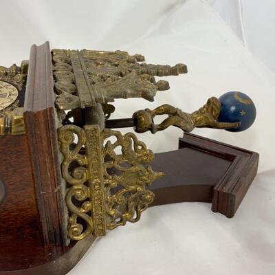 -185- VINTAGE | Atlas Holding Up The World | Wall Clock