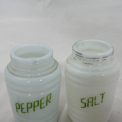 -192- VINTAGE | Ten Sets Salt and Pepper | Hazel Atlas | Nipper