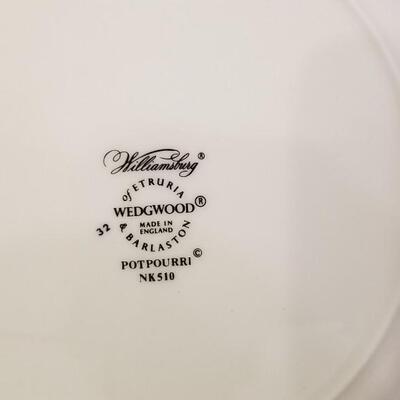 Lot #45  LARGE set of WEDGWOOD China in the "Potpourri" pattern