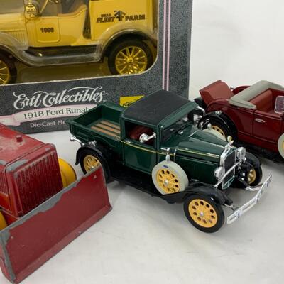 -209- VINTAGE | Four Model Cars | Tootsie Toy | Ford