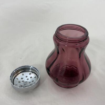 -211- VINTAGE | Fenton | Amethyst Sugar Shaker