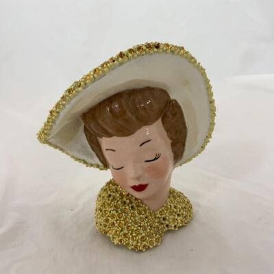 -213- VINTAGE | Betty Lark Head Vase | Gold Accents