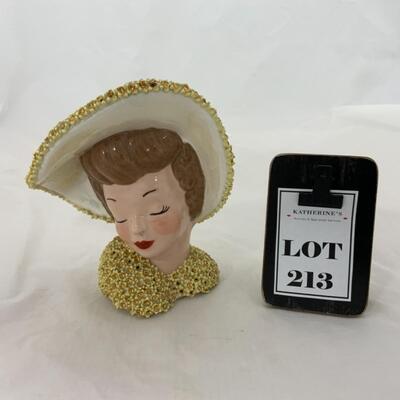 -213- VINTAGE | Betty Lark Head Vase | Gold Accents