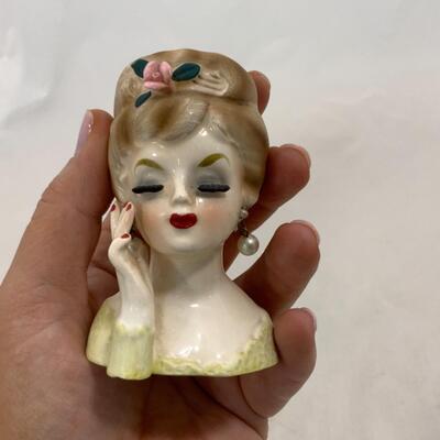 -215- VINTAGE | Mini Head Vase | Pearls | Lashes