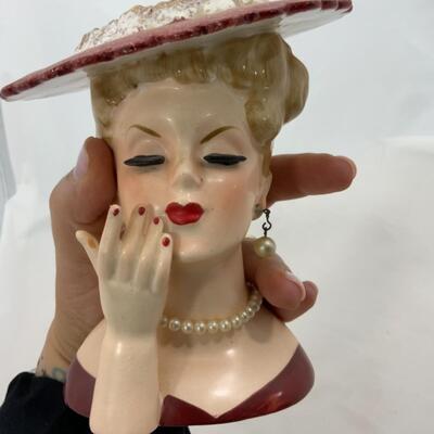 -216- VINTAGE | Head Vase | Napco | Pearls | Lashes