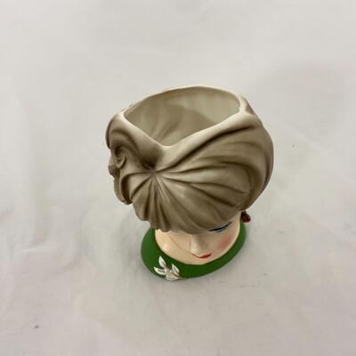 -217- VINTAGE | Head Vase | Napco | Pearls | Earrings