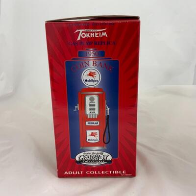 -224- Mobil Gas Pump Replica | Bank | NIB