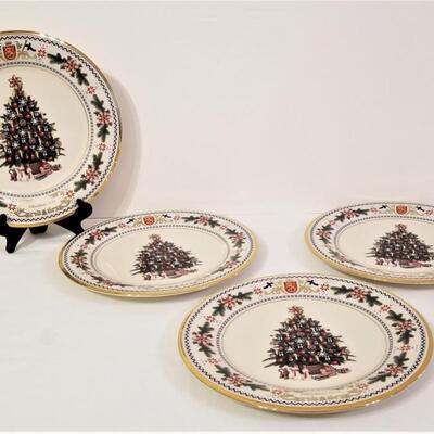 Lot #50  Set of Four LENOX Christmas Plates