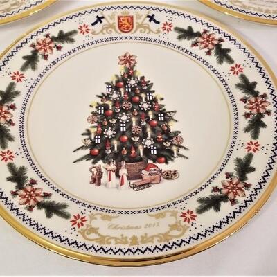 Lot #50  Set of Four LENOX Christmas Plates