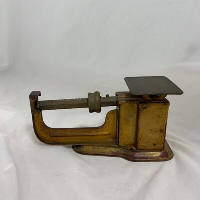 -252- VINTAGE | Brass Scale | up to 9 Ounces