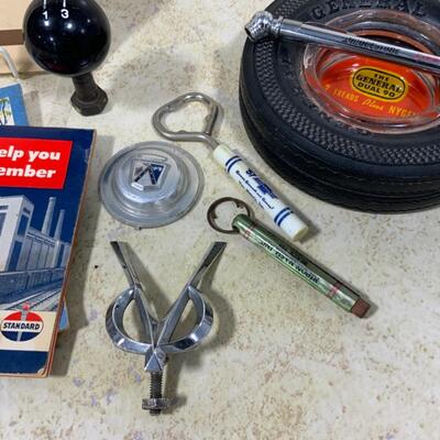 -260- VINTAGE | Automobile Lot