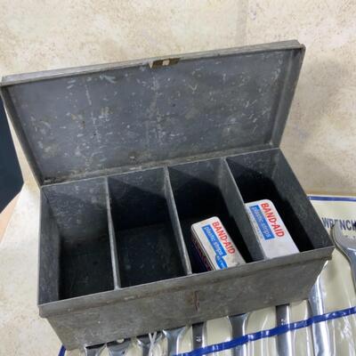 -267- VINTAGE | Cummings Wrench Set | Divided Metal Box