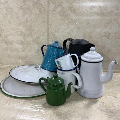 -268- VINTAGE | Enamelware Lot | Kettles | Lids