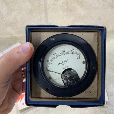 -270- VINTAGE | Evinrude Owners Manual | DC Ammeter