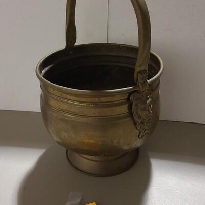Copper Planter with Lion Faces on sides with Handle 12"T x 8"W -Item #453