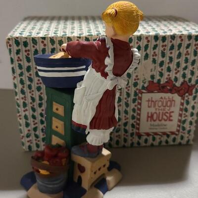 Department 56 Christmas Statue -Item #464