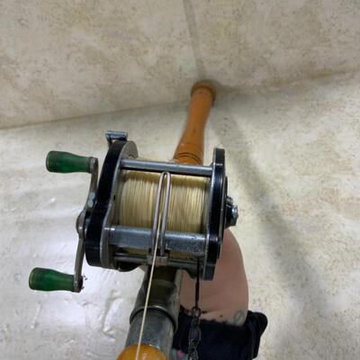 -274- VINTAGE | 8 Fishing Reels | Fishing Rod | Pflueger