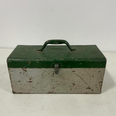 -276- VINTAGE | Smaller Silver and Green Tackle Box