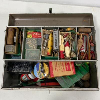 -276- VINTAGE | Smaller Silver and Green Tackle Box