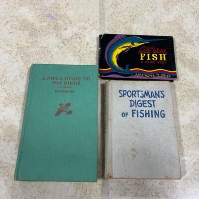 -282- VINTAGE | Fourteen Small Scale Reference Books | Animals
