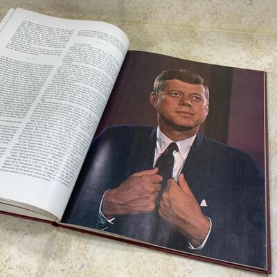 -288- VINTAGE | Four Books about American History