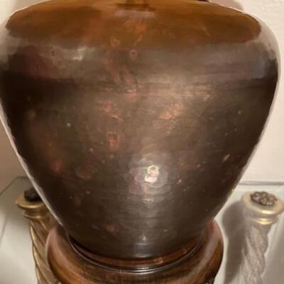 Hammered Copper-Base Lamp